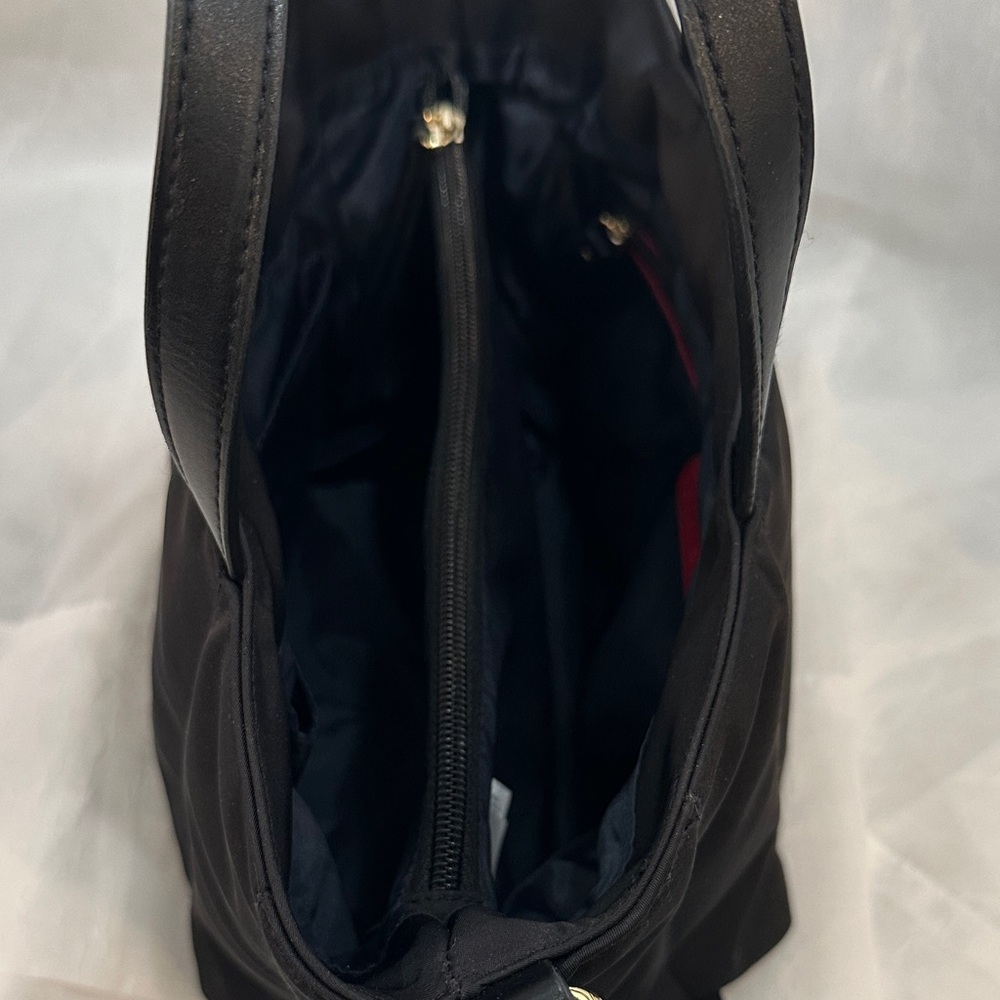 Tommy Hilfiger Black Quilted Bag - Picture 9 of 9
